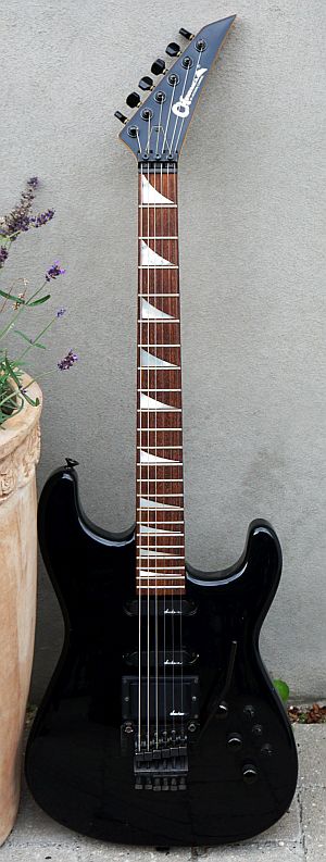 Charvel Model 4 Japan